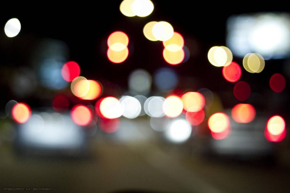 La DGT abre la carrera del coche conectado en España