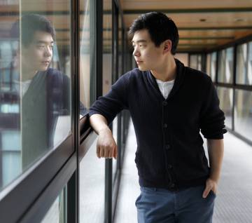 Paul Duan, tras la entrevista con EL PAÍS RETINA.