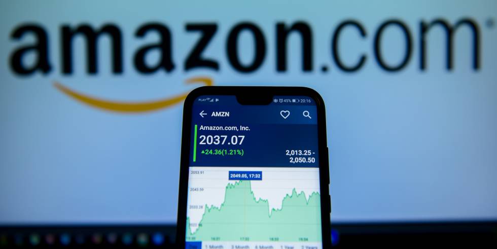 Así construye Amazon, paso a paso, un banco a su medida