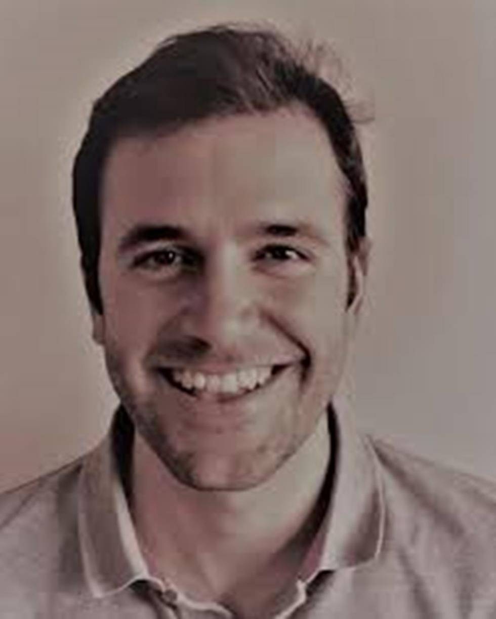 Carlos Suárez