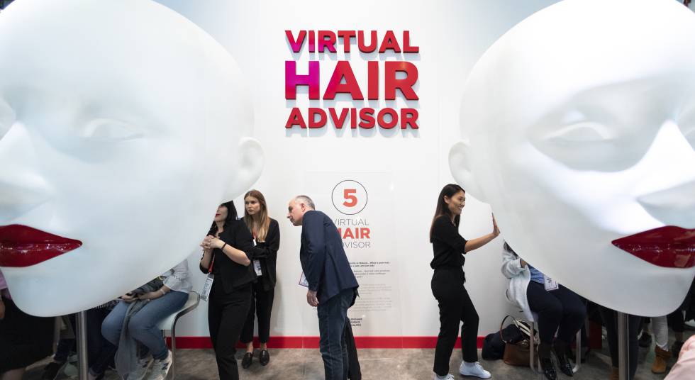 Virtual Hair Advisor, un espejo inteligente que muestra cambios de cabello.