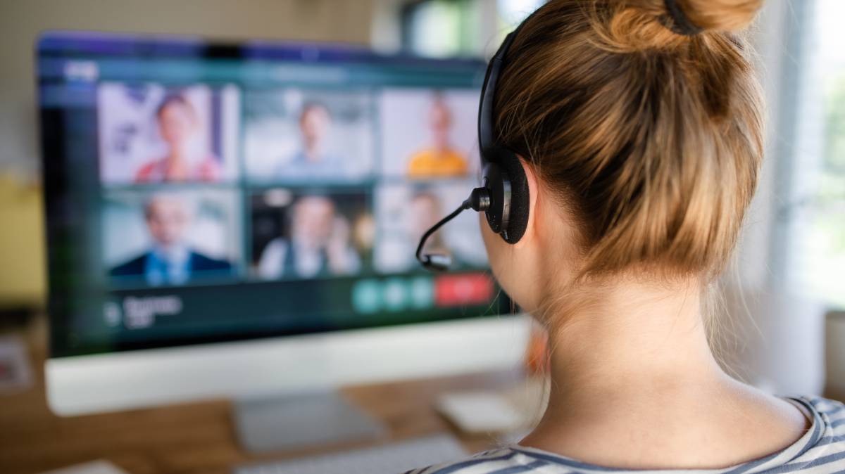 Las reuniones por videollamada perpetúan las dificultades de las mujeres para ser escuchadas