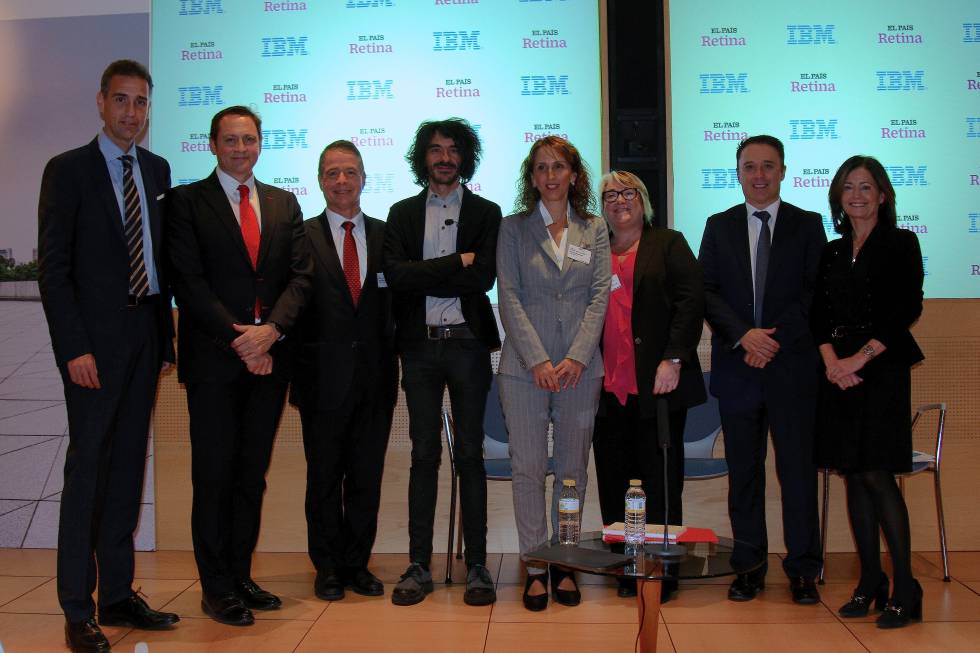 Álvaro Saavedra (IBM), Alberto Fernández (IBM), Juan Carlos Melo (Santander), Jaime García Cantero (El País Retina), Marisa Retamosa (CaixaBank), Elisabet Escayola (AEC), David Soto (IBM) y Elena Aparici (MEE).