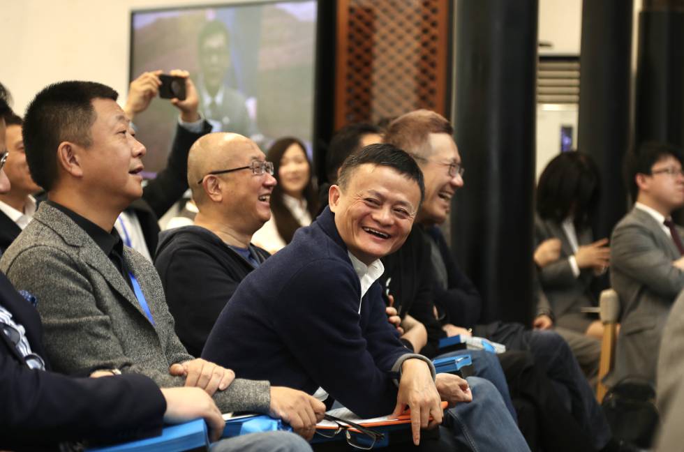 El presidente de Alibaba Group, Jack Ma, en la Universidad de Hupan el 27 de marzo