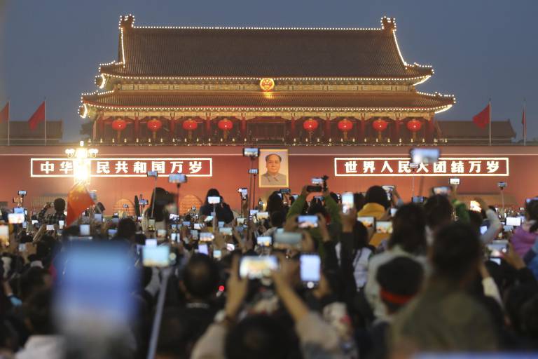 Cinco alternativas chinas a los iPhone 12